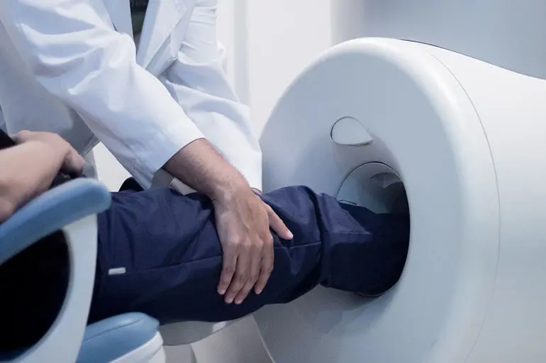 Особливості виконання МРТ гомілки
